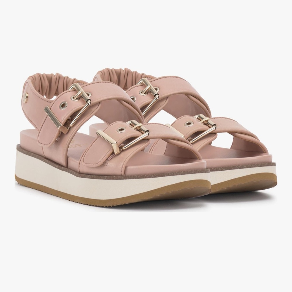 ❌SOLD❌NWOT Vince Camuto ANIVAY platform sandal 🎀